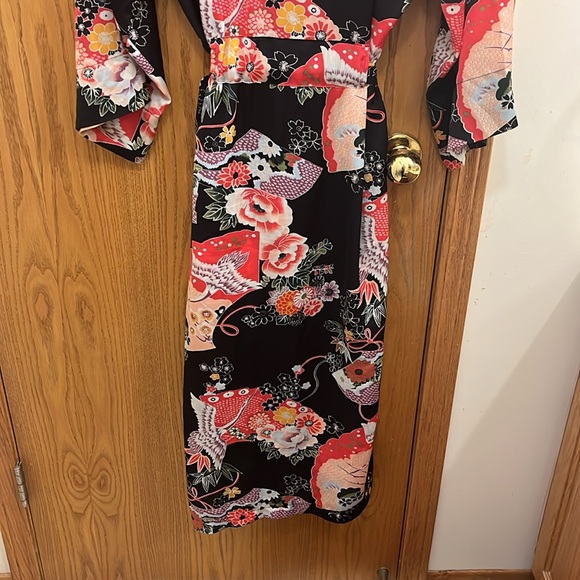 N Natori Crane Floret Robe - Picture 8 of 8